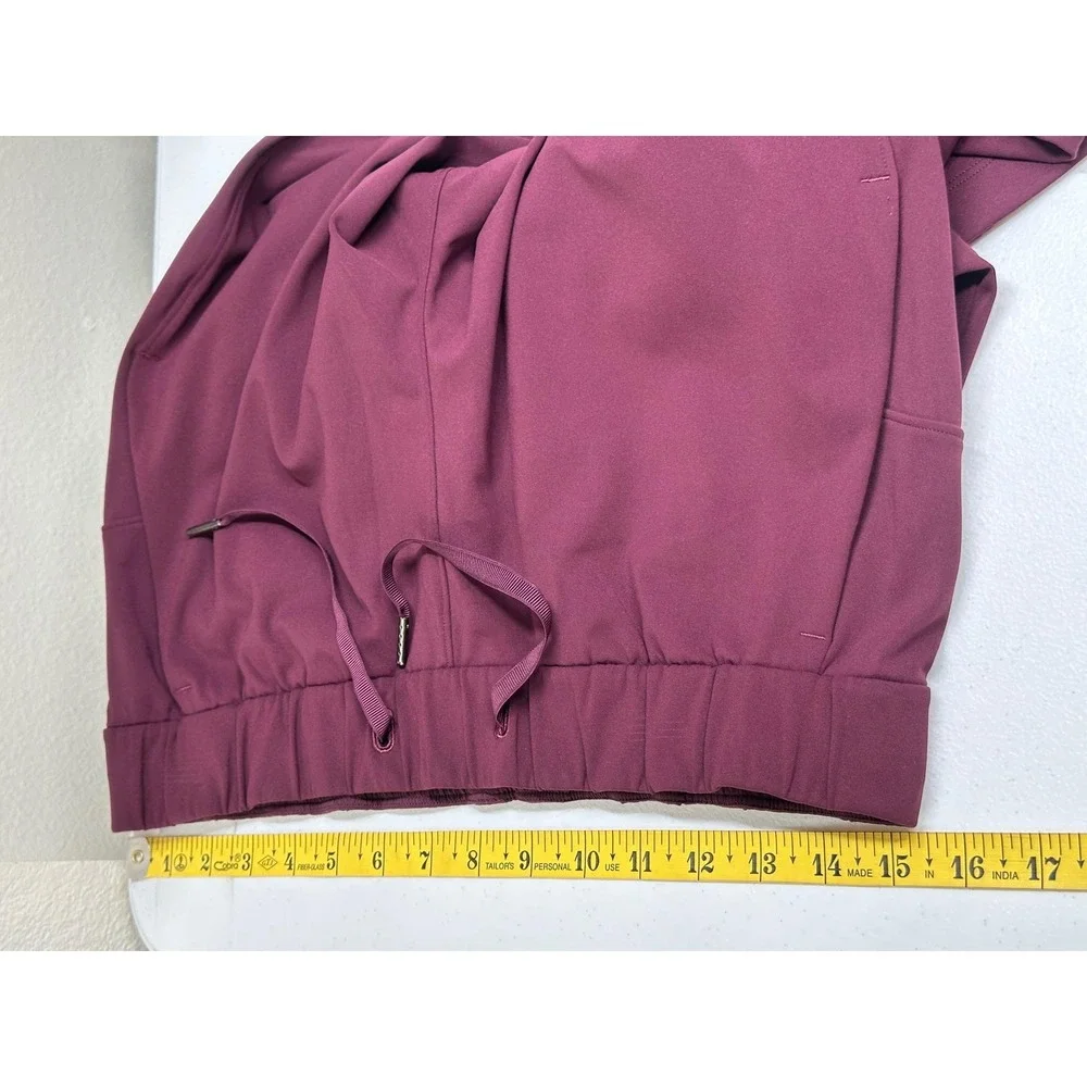 Lululemon‎ Pants Womens 8 Burgundy On The Fly 7/8 Travel Stretch Athleisure Crop